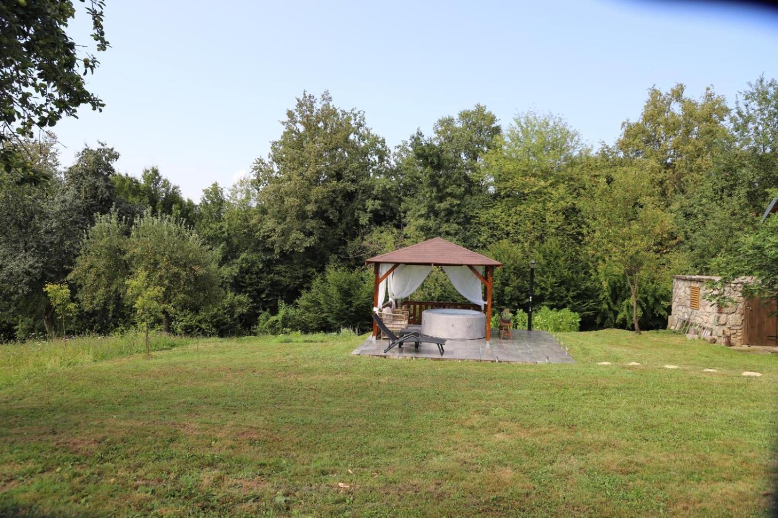 Willa Wooden House Mali Vrh Kamanje Zewnętrze zdjęcie