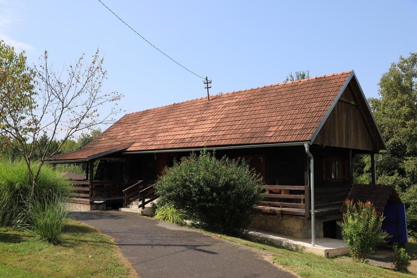 Willa Wooden House Mali Vrh Kamanje Zewnętrze zdjęcie